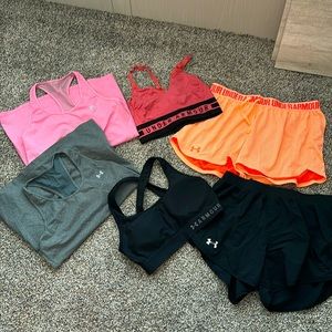 Bundle of under armour women’s size Medium